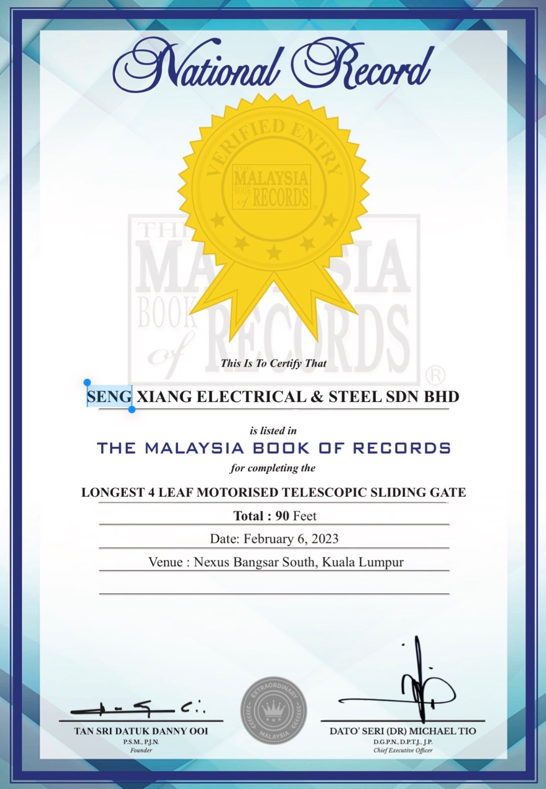 Seng Xiang Malaysia Book of Records 90-foot motorized telescopic sliding gate