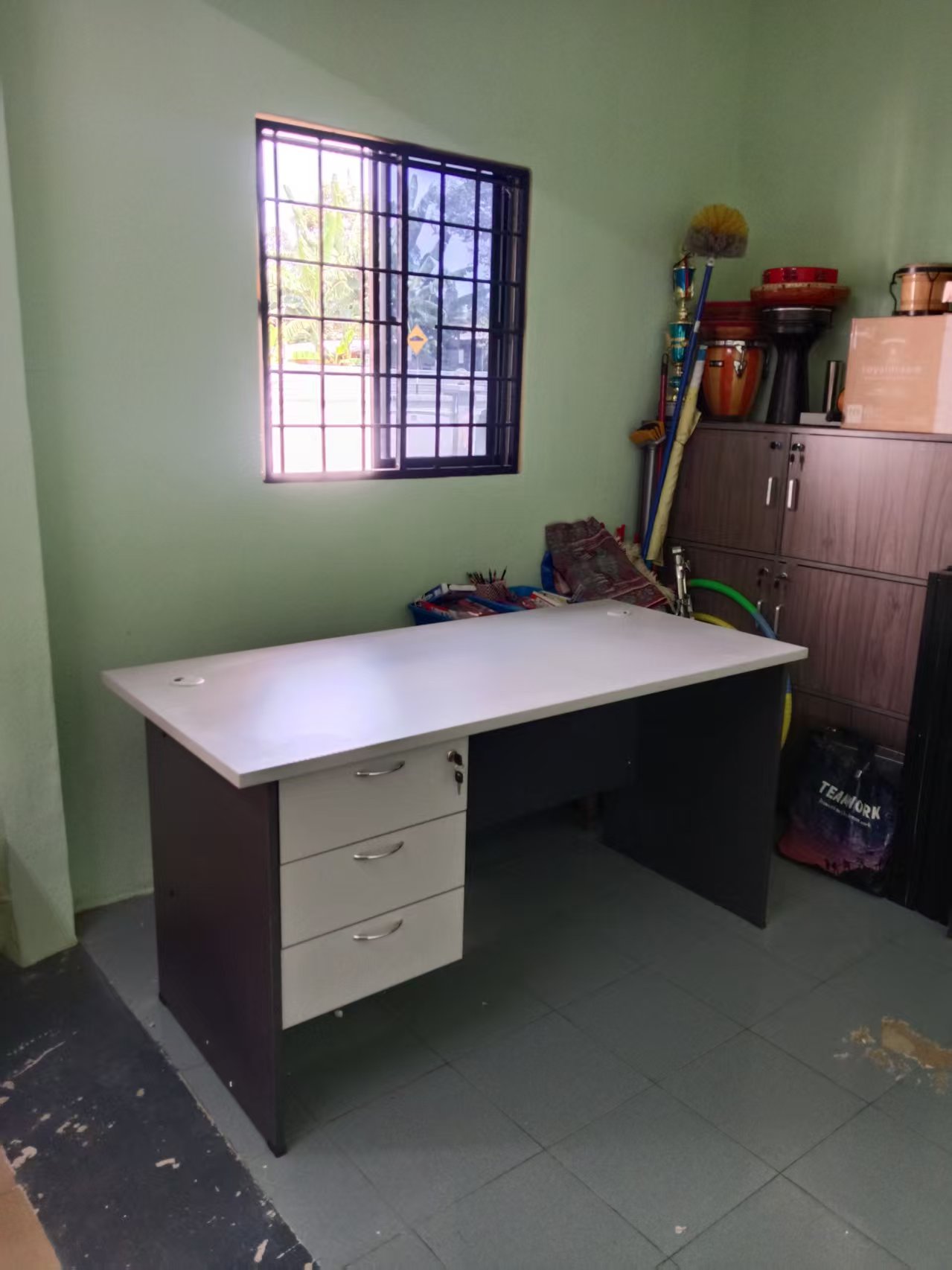 Office Table | Meja Pejabat