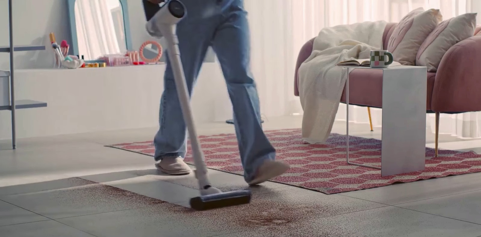 Lightweight and powerful vacuum