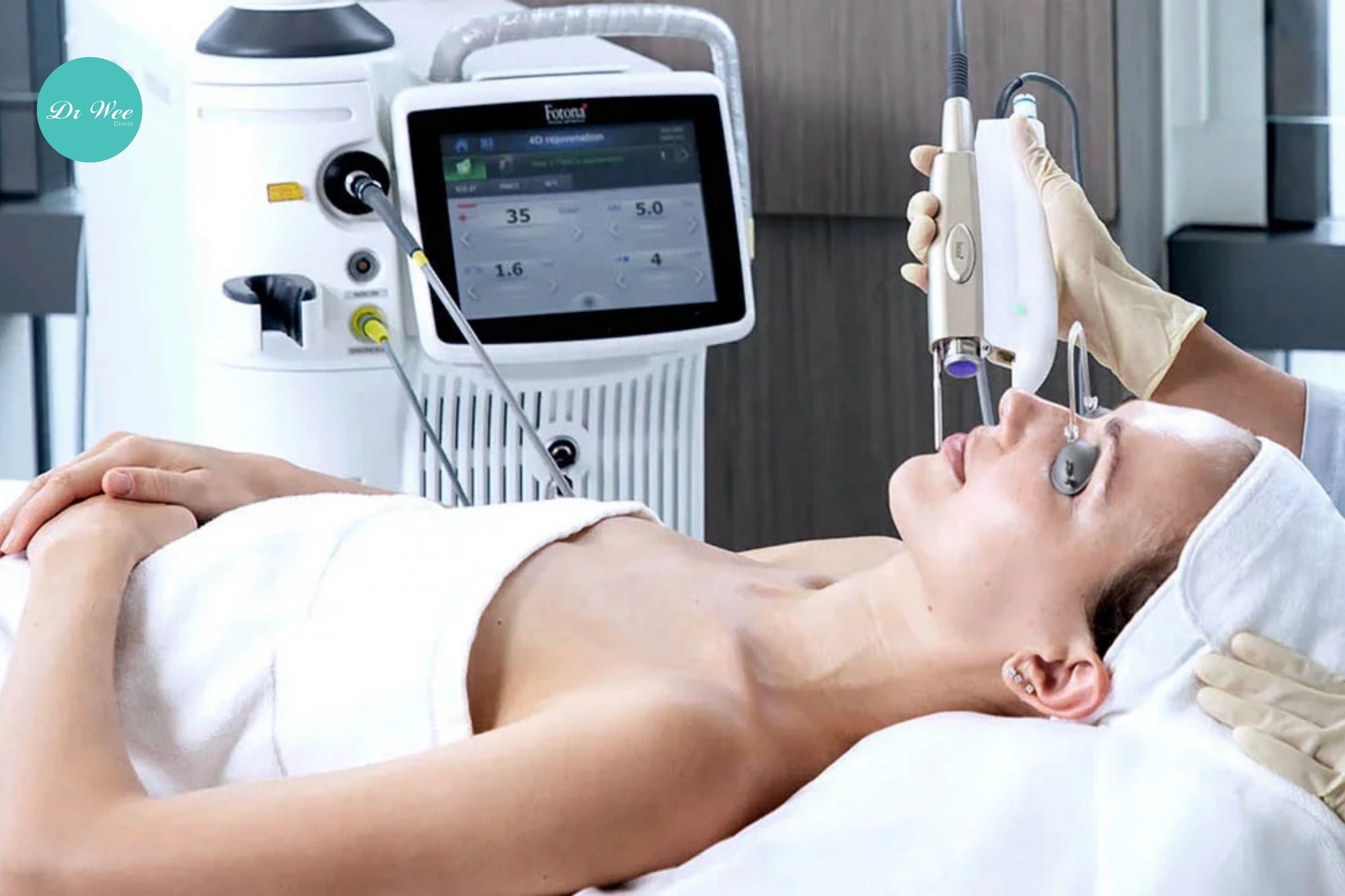 Ablasi laser pecahan pembentukan semula tisu matriks mikro - Dr Wee Clinic