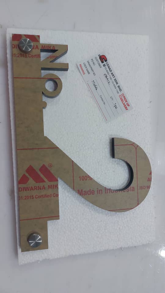 Black Acrylic House Plate - Xtrack