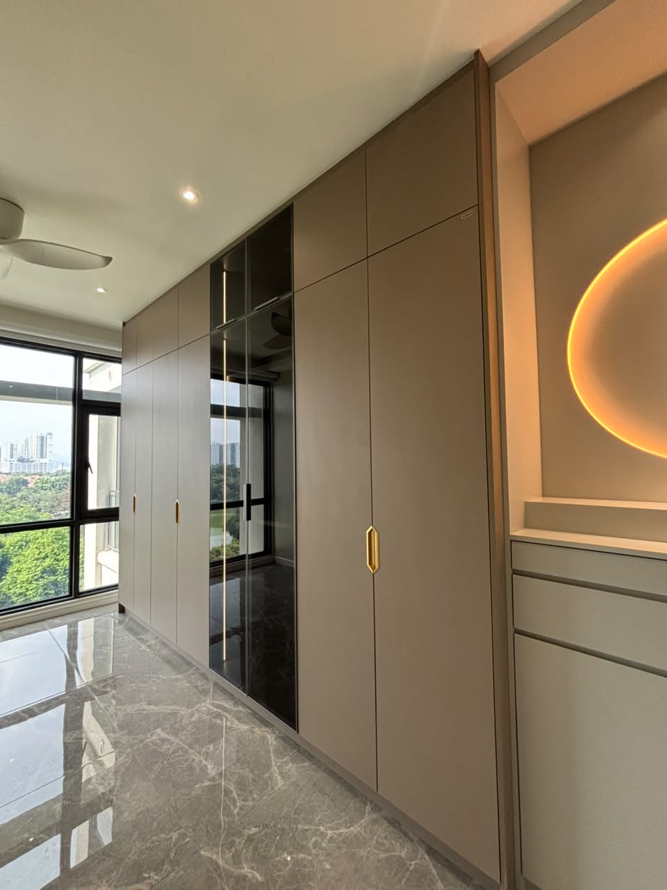 Park Regent custom wardrobe and luxury bedroom interior design by One Hub D&B